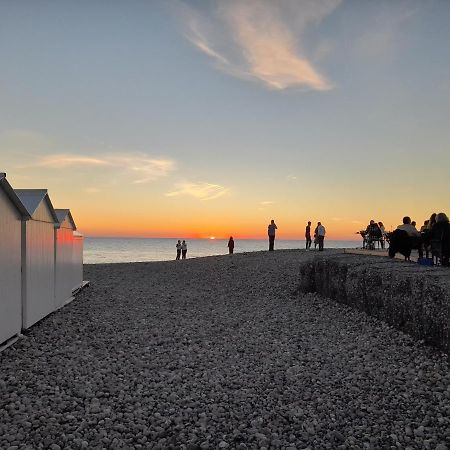 Charmante Villa Plein Sud 50M De La Plage - Balcon Vue Laterale Sur Mer - Equipee De La Fibre, Wifi, Internet Mers-les-Bains Kültér fotó