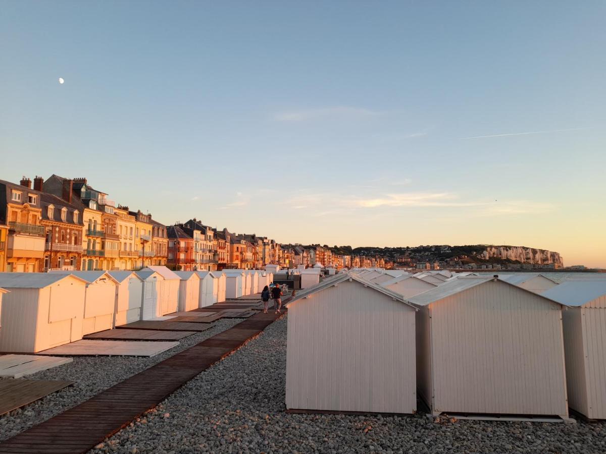 Charmante Villa Plein Sud 50M De La Plage - Balcon Vue Laterale Sur Mer - Equipee De La Fibre, Wifi, Internet Mers-les-Bains Kültér fotó