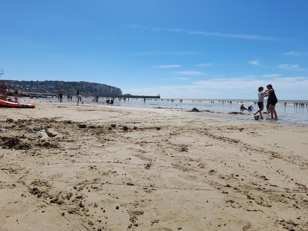 Charmante Villa Plein Sud 50M De La Plage - Balcon Vue Laterale Sur Mer - Equipee De La Fibre, Wifi, Internet Mers-les-Bains Kültér fotó
